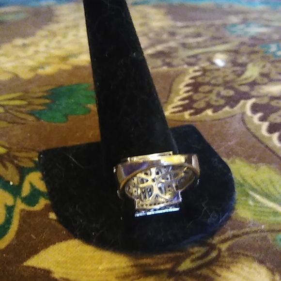 Sterling silver diamond ring purchased 2008. - Picture 4 of 5